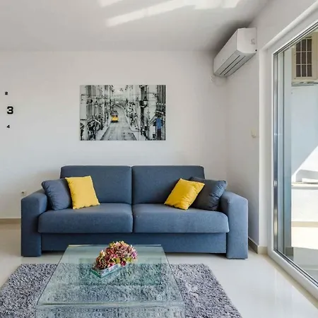 In 39077 Apartment Crikvenica
