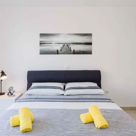 In 39077 Crikvenica