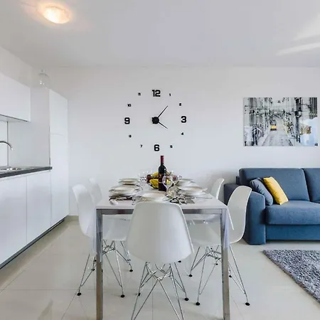 Apartment In 39077 Crikvenica