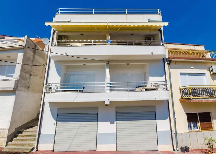 In 39077 Crikvenica